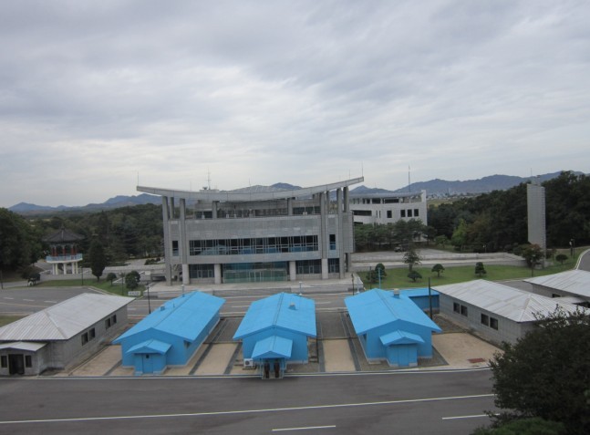 平壤開(kāi)城板門店、三八線、妙香山、南浦、雙飛